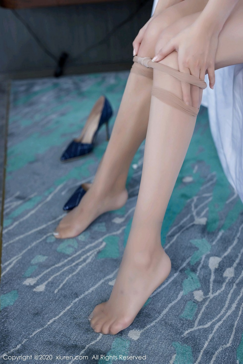 气质女神Lavinia肉典雅礼裙半脱露性感内衣秀完美身材诱惑写真 气质女神Lavinia肉典雅礼裙半脱露性感内衣秀完美身材诱惑写真