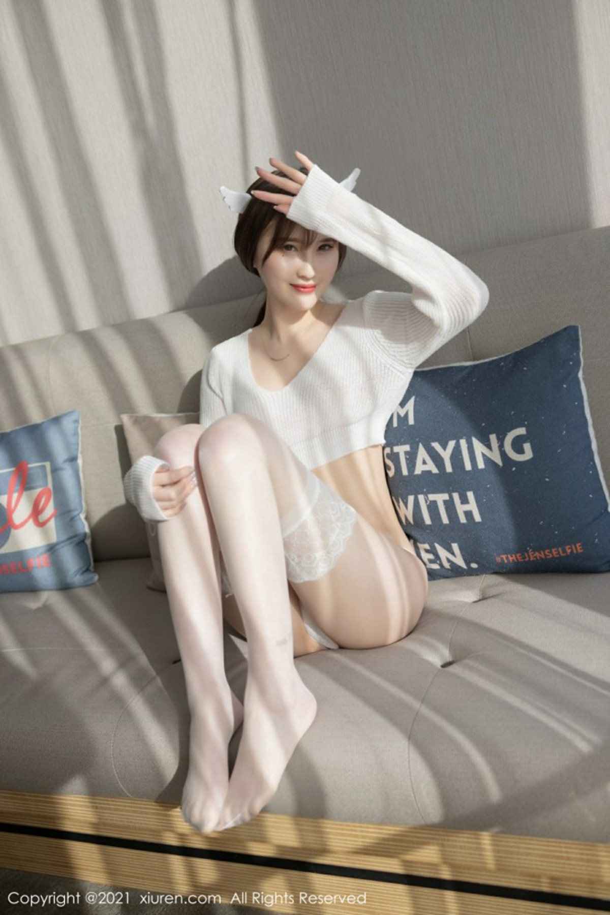 [XiuRen秀人网] 2021.02.20 No.3112 林芮希 白色毛衣性感写真 [41+1P]