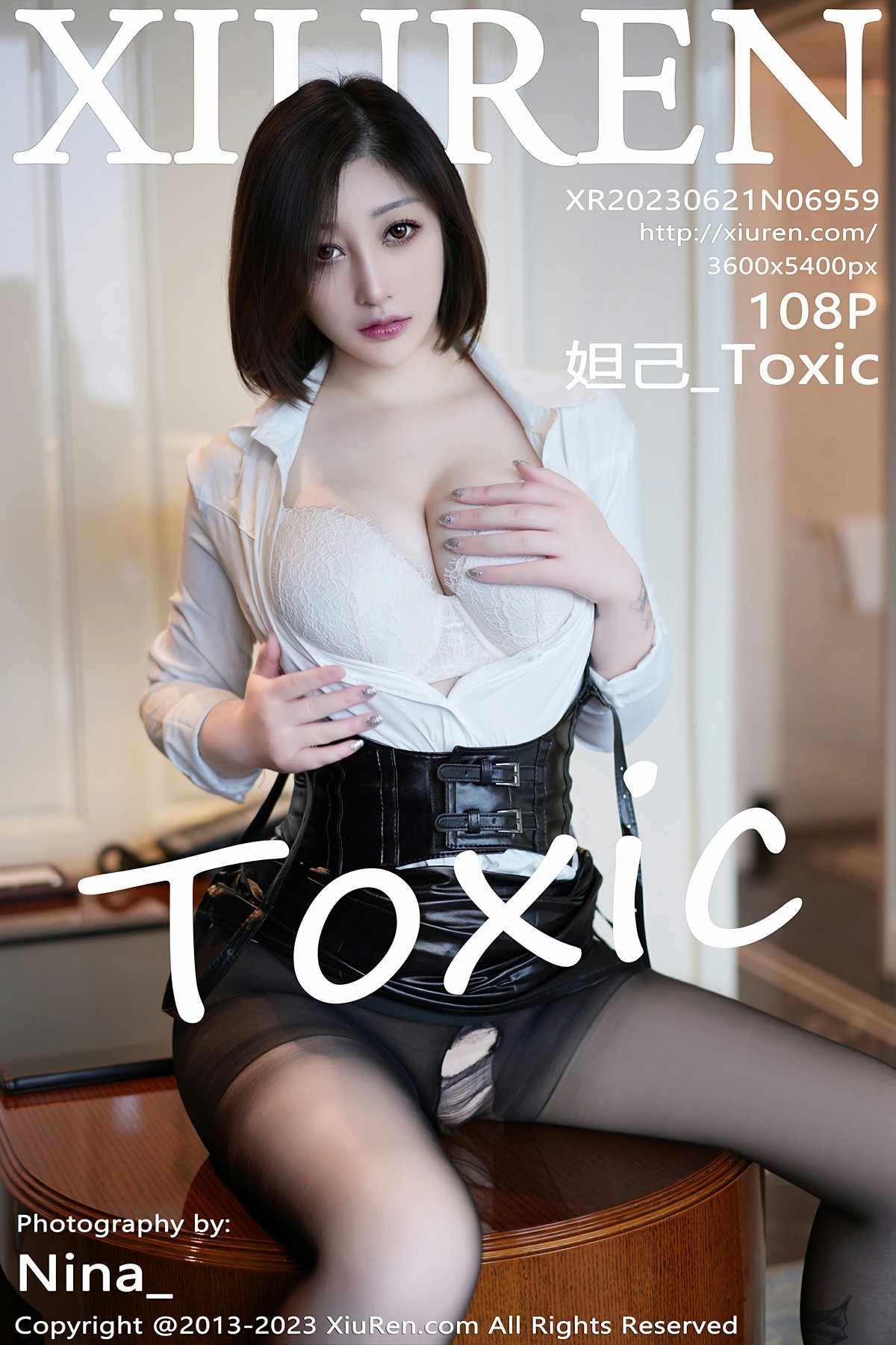 [XiuRen秀人网] 2023.06.21 No.6959 妲己_Toxic 黑色短裙 白色蕾丝内衣 性感写真