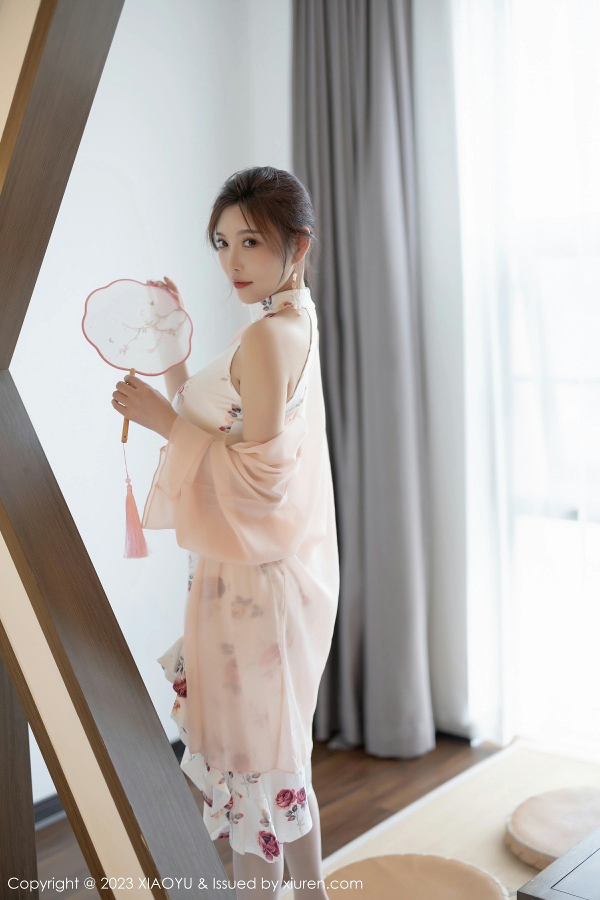 [XIAOYU语画界] 2023.06.09 VOL.1046 杨晨晨Yome 性感白色带图案旗袍 江南风韵茶艺主题拍摄 [87+1P]