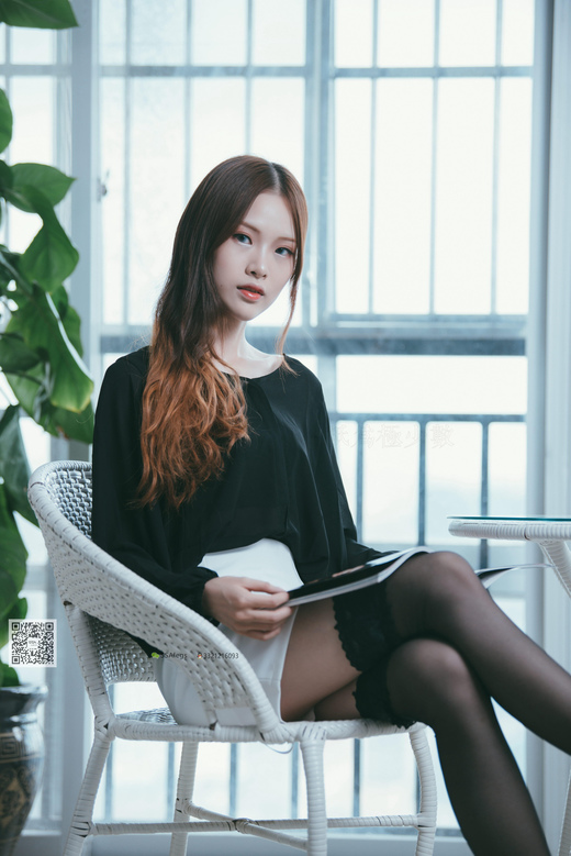 [SSA丝社]超清写真 NO.001 办公室职业装《绫》长筒黑丝